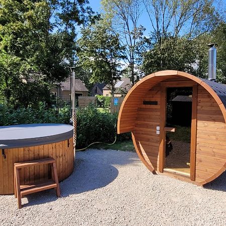Evergreen Wellness Met Sauna & Hottub Ewijk エクステリア 写真