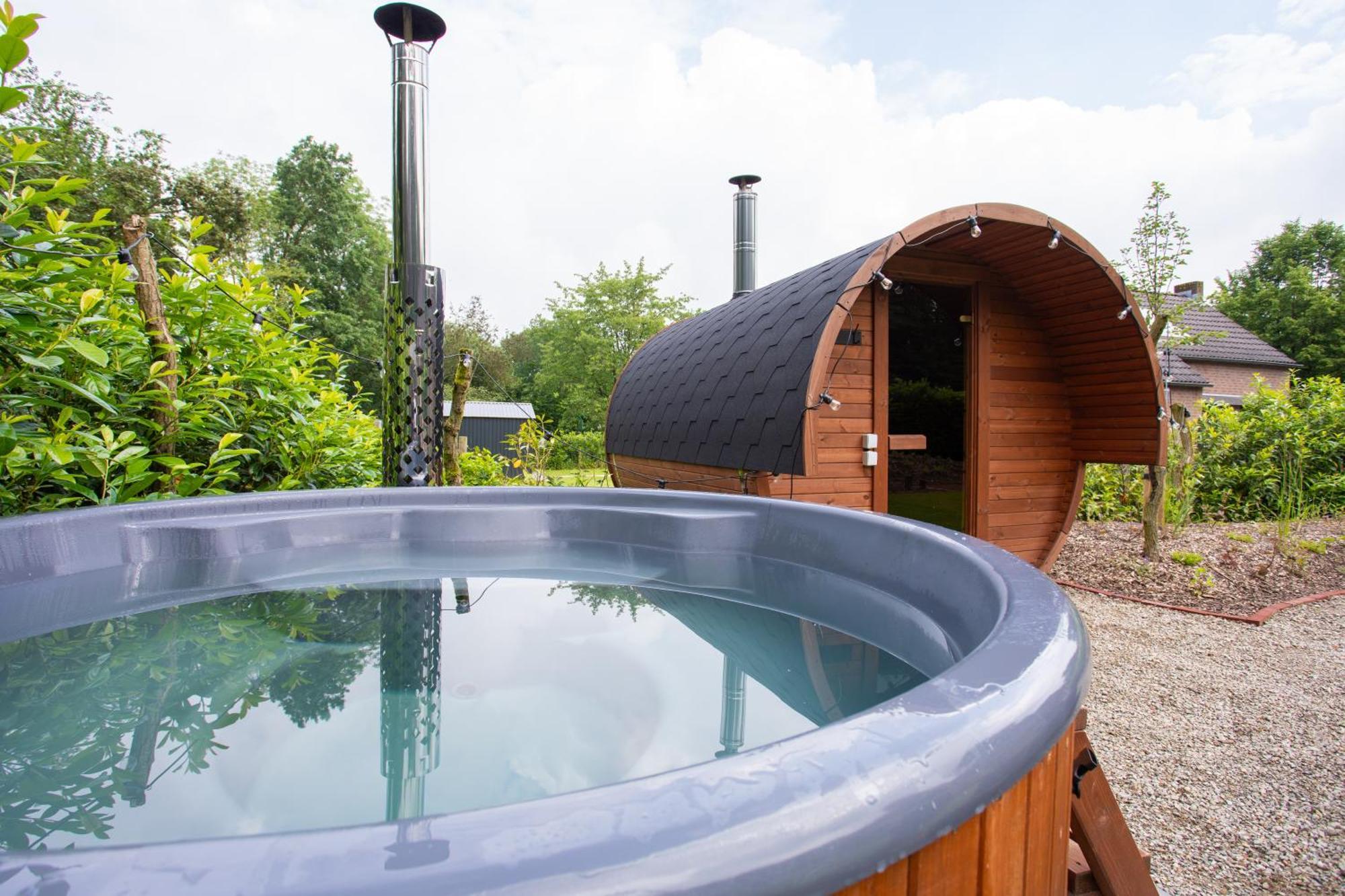 Evergreen Wellness Met Sauna & Hottub Ewijk エクステリア 写真